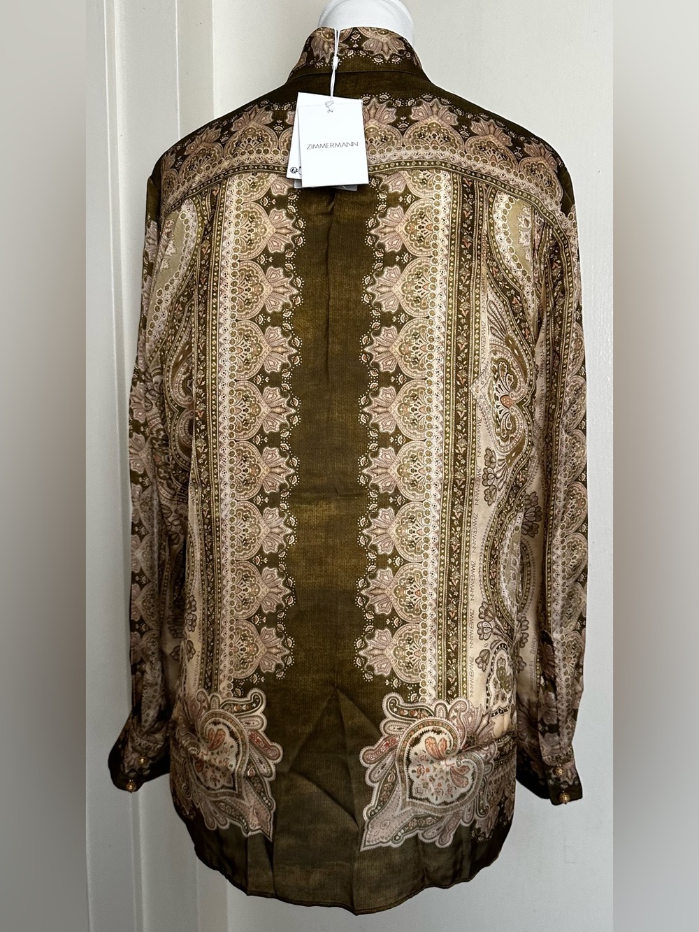 NWT $725 Zimmermann
Luna Paisley Print Silk Satin Button-Up Shirt
Size AU1 US 6 - Picture 6 of 13